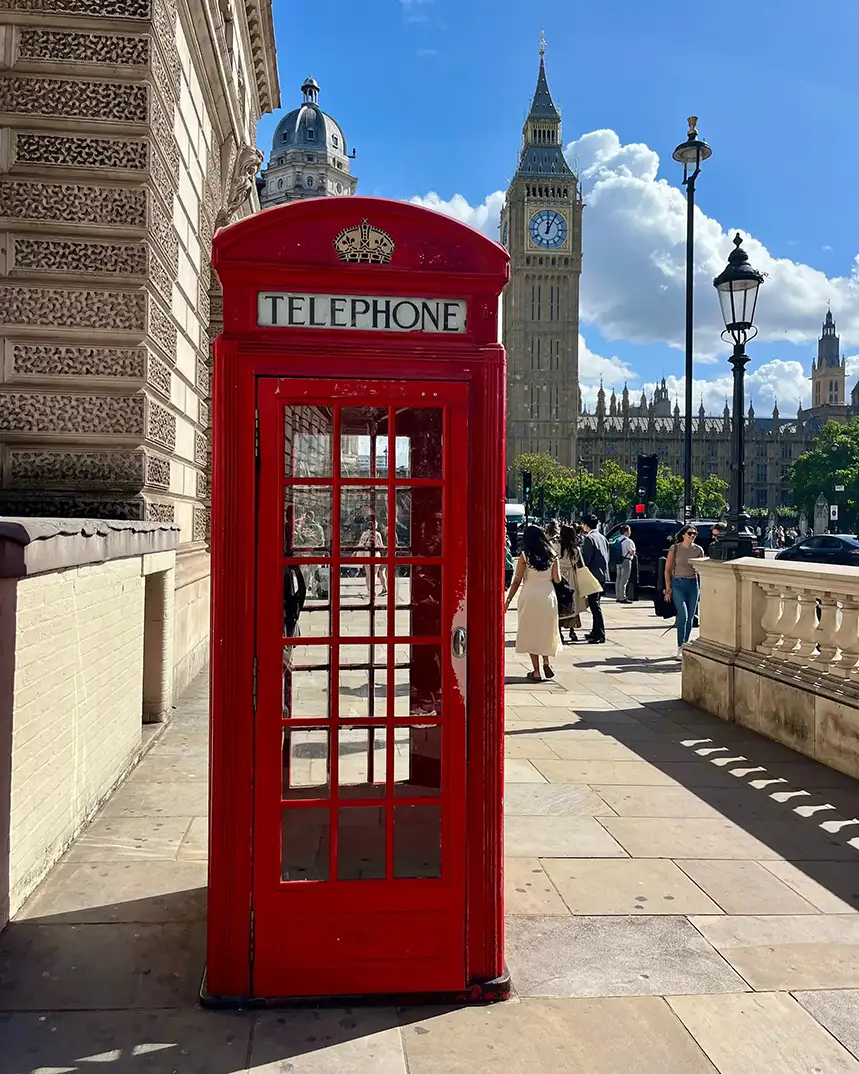 London city break with Westminster, the Thames and central London streets