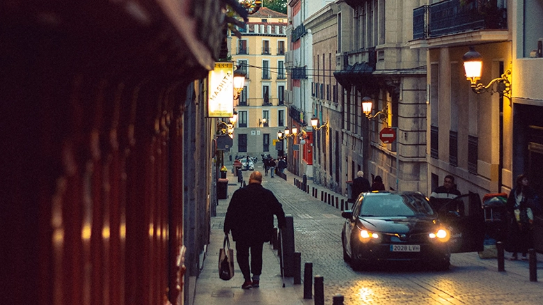 Madrid 48-hour itinerary with plazas, historic streets and Retiro Park