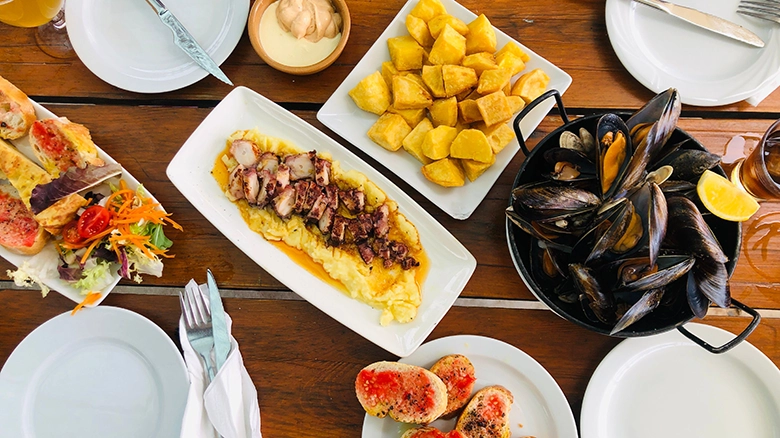 Palma food and market ideas with tapas, seafood and Mallorcan specialities