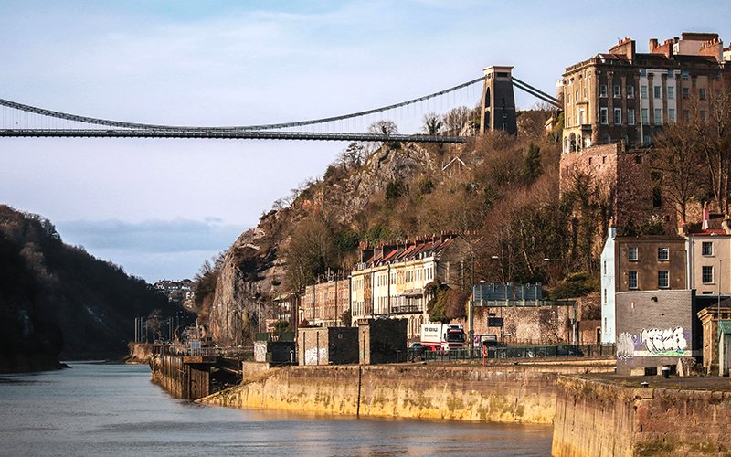 Best City Breaks in the UK - Bridge over River